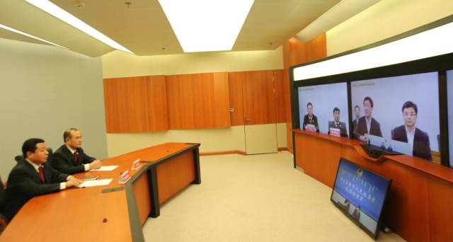 三亿体育手机版