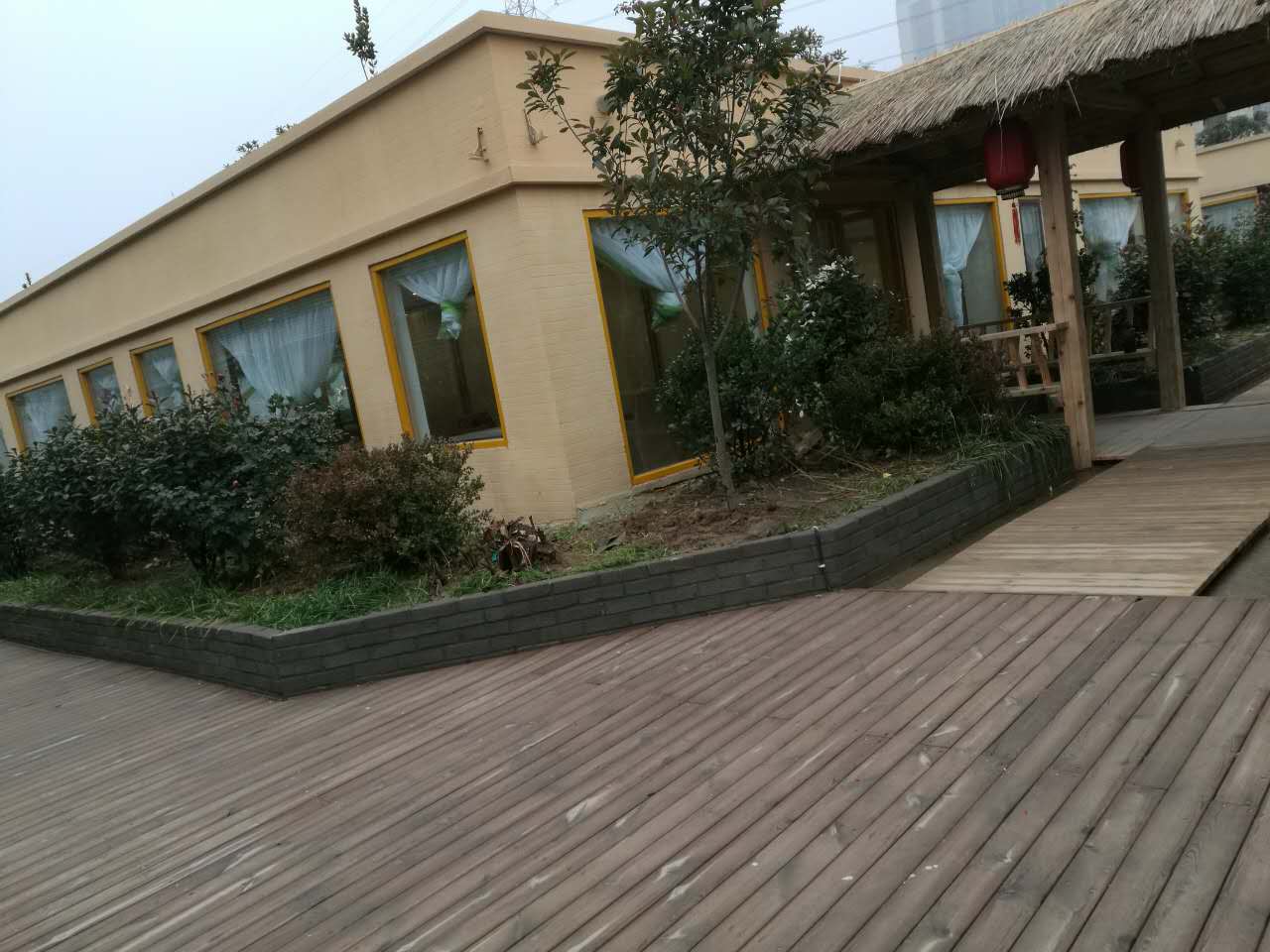 缅甸警方发现上百吨通过海运运输的走私木材:三亿体育手机版(图2) 三亿体育