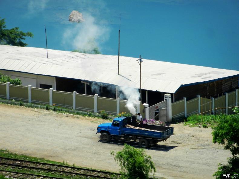 三亿体育官网|这块路牌绝对要火!