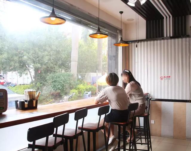 【三亿体育手机版】电通安吉斯集团发布 《遇见”隐“响力:移动原生广告白皮书》