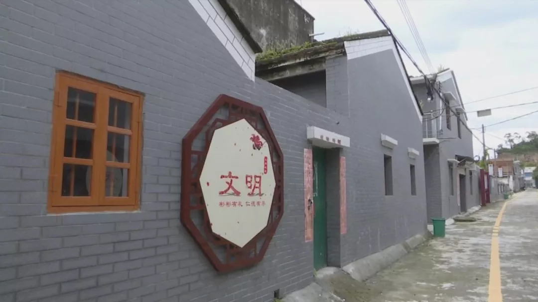 金句推送器ONE，50条走心文案，句句洞察到灵魂深处‘三亿体育官网’