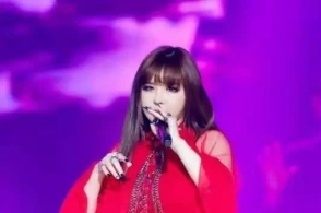 【三亿体育手机版】生态板十大品牌三好木业生态板定制酒柜其实生活可以很美！