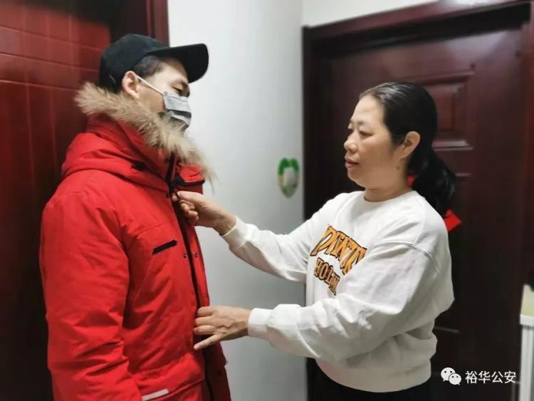 ‘三亿体育官网’孙晶晶携《岁月忽已暮》亮相全国院线国产影片推介会